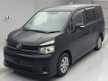 2013 Toyota Voxy