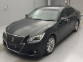 2013 Toyota Crown Hybrid