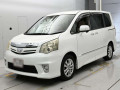 2011 Toyota Noah