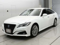 2022 Toyota Crown Hybrid