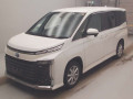 2023 Toyota Voxy
