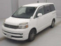 2006 Toyota Voxy