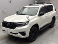 2022 Toyota Land Cruiser Prado