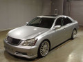 2005 Toyota Crown