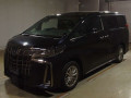 2022 Toyota Alphard Hybrid