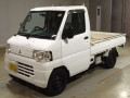 2013 Mitsubishi Minicab Truck