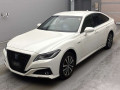 2019 Toyota Crown Hybrid