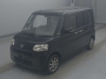 2011 Daihatsu Tanto