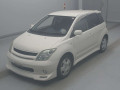 2004 Toyota IST