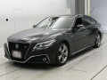 2019 Toyota Crown Hybrid