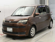 2014 Toyota Spade