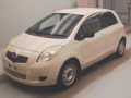 2005 Toyota Vitz