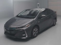 2018 Toyota Prius PHV