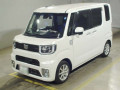 2017 Daihatsu Wake