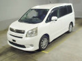 2009 Toyota Noah