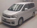 2011 Toyota Voxy