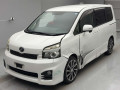2013 Toyota Voxy