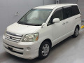 2007 Toyota Noah