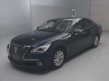 2013 Toyota Crown Hybrid