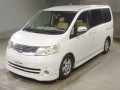 2005 Nissan Serena