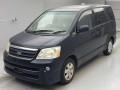 2005 Toyota Noah