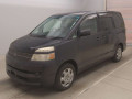 2005 Toyota Voxy