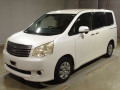 2011 Toyota Noah