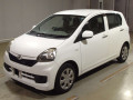 2016 Daihatsu Mira e:S