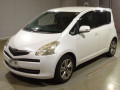 2005 Toyota Ractis