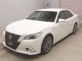 2013 Toyota Crown Hybrid