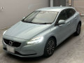 2018 Volvo V40