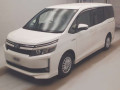 2014 Toyota Voxy