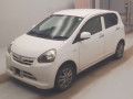 2013 Daihatsu Mira e:S