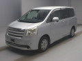 2009 Toyota Noah