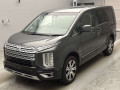 2019 Mitsubishi Delica D5