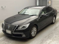 2014 Toyota Crown Hybrid