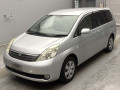 2005 Toyota Isis