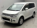2018 Mitsubishi Delica D5