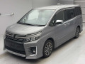 2017 Toyota Voxy