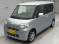 2010 Daihatsu Tanto