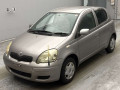2004 Toyota Vitz