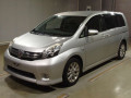 2013 Toyota Isis