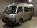 2000 Nissan Caravan Van