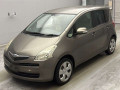 2005 Toyota Ractis