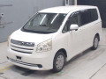 2007 Toyota Noah