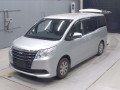 2017 Toyota Noah
