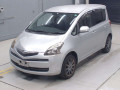 2006 Toyota Ractis