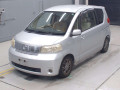 2005 Toyota Porte
