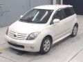 2005 Toyota IST