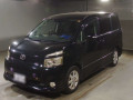 2010 Toyota Voxy